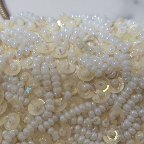 Vintage La Regale Elegant Cream Beaded Clutch - Picture 4 of 6